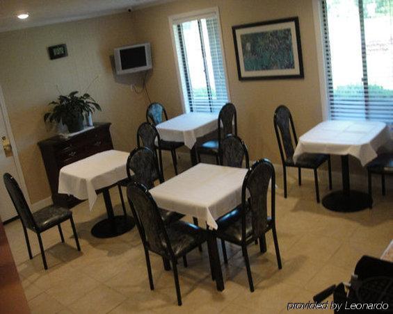 Timberlake Motel Lynchburg Restaurant photo