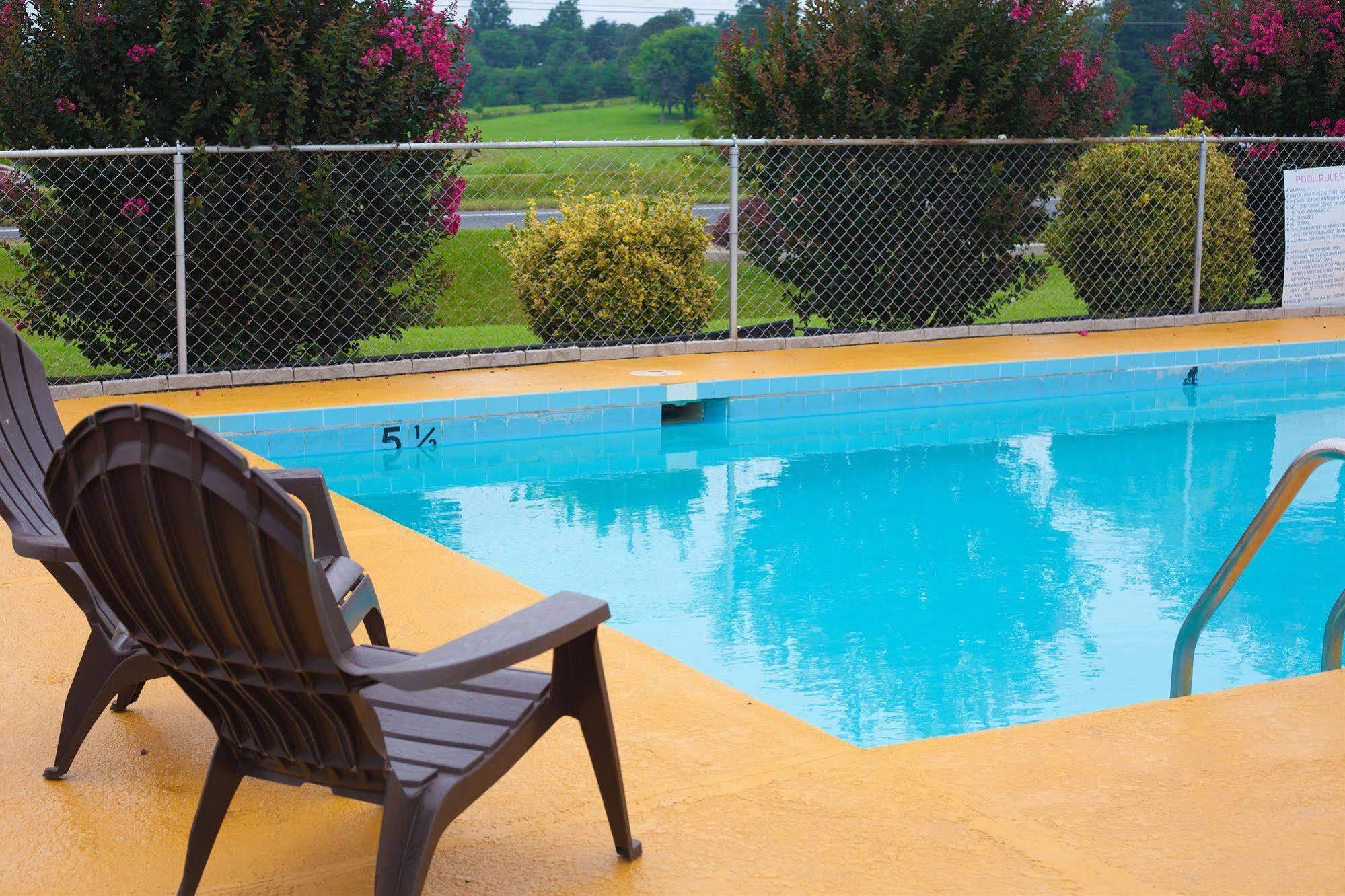 Timberlake Motel Lynchburg Extérieur photo